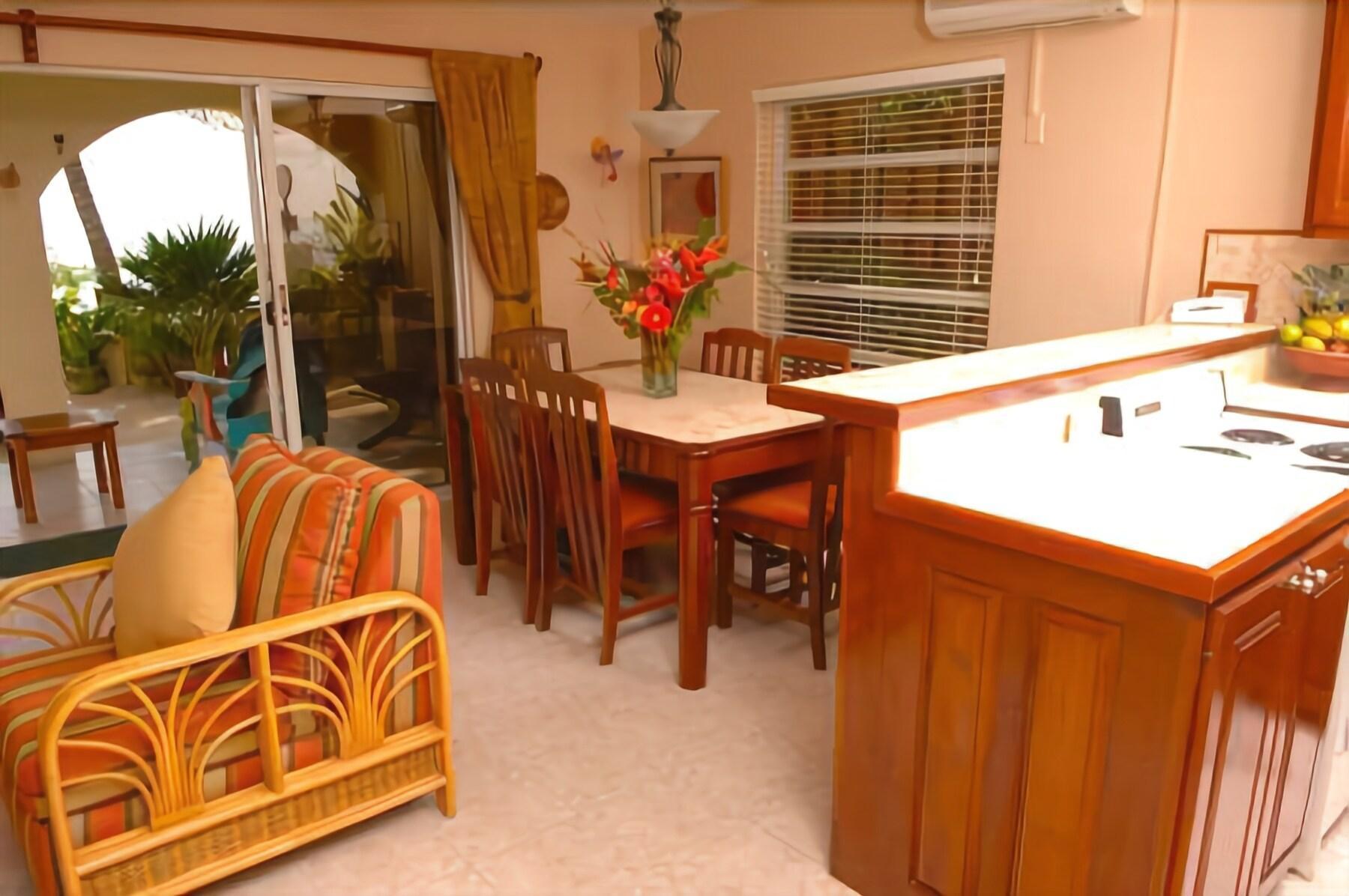 The Palms Oceanfront Suites San Pedro  Esterno foto