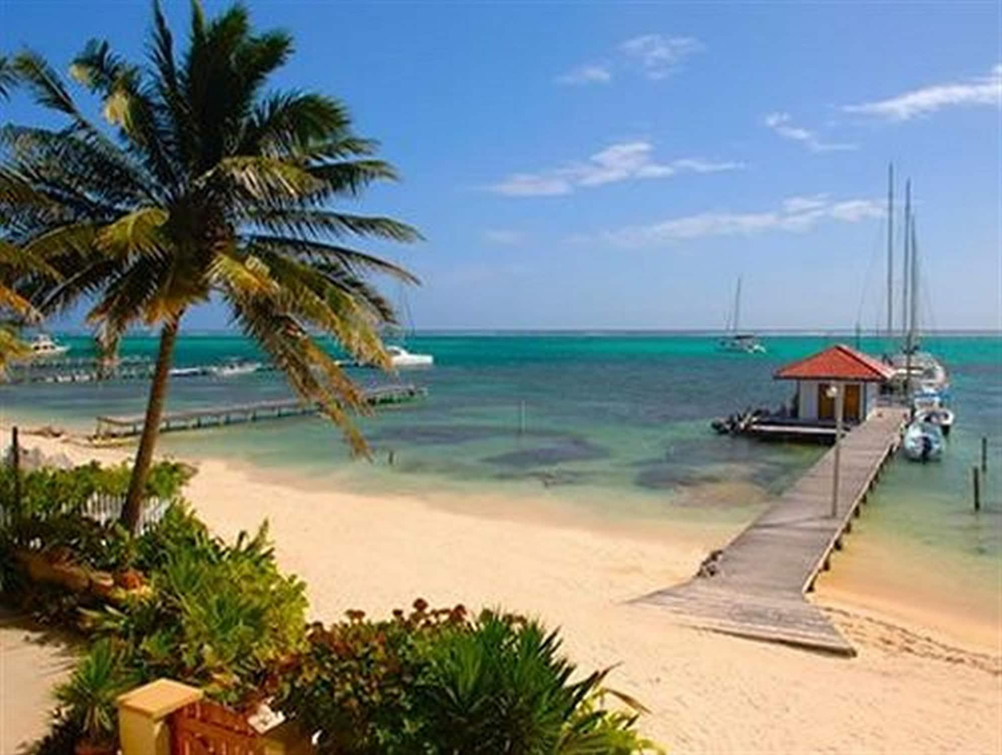 The Palms Oceanfront Suites San Pedro  Esterno foto