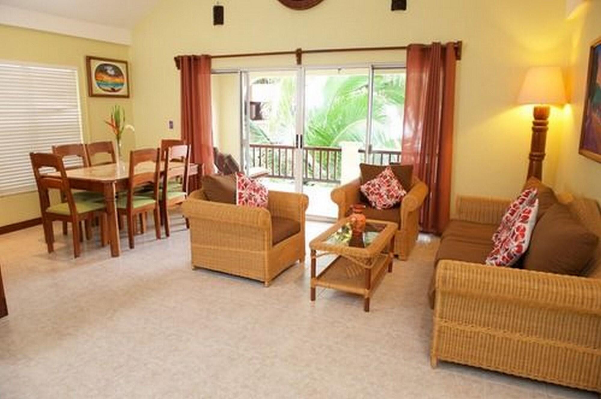 The Palms Oceanfront Suites San Pedro  Esterno foto
