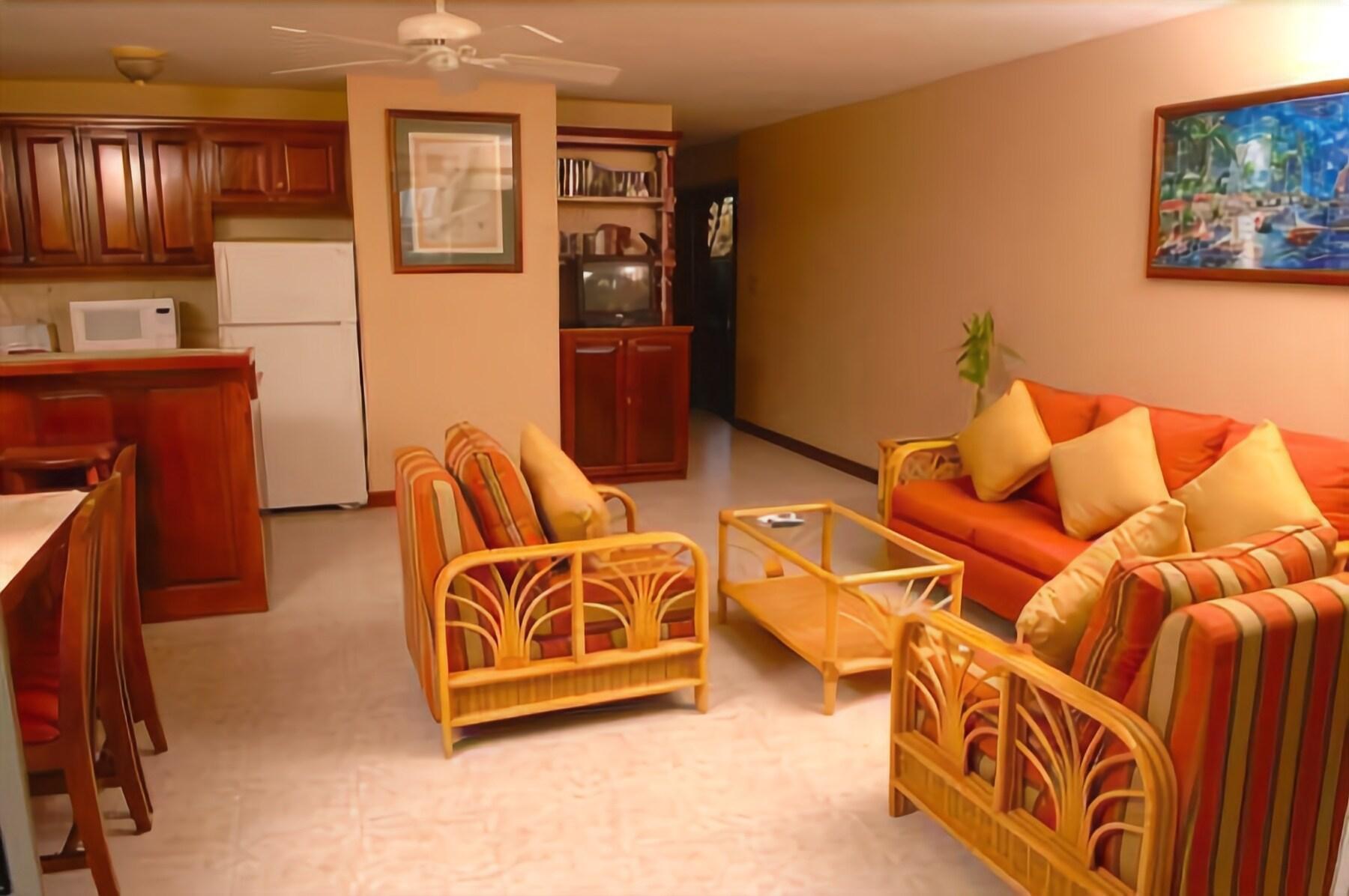 The Palms Oceanfront Suites San Pedro  Esterno foto
