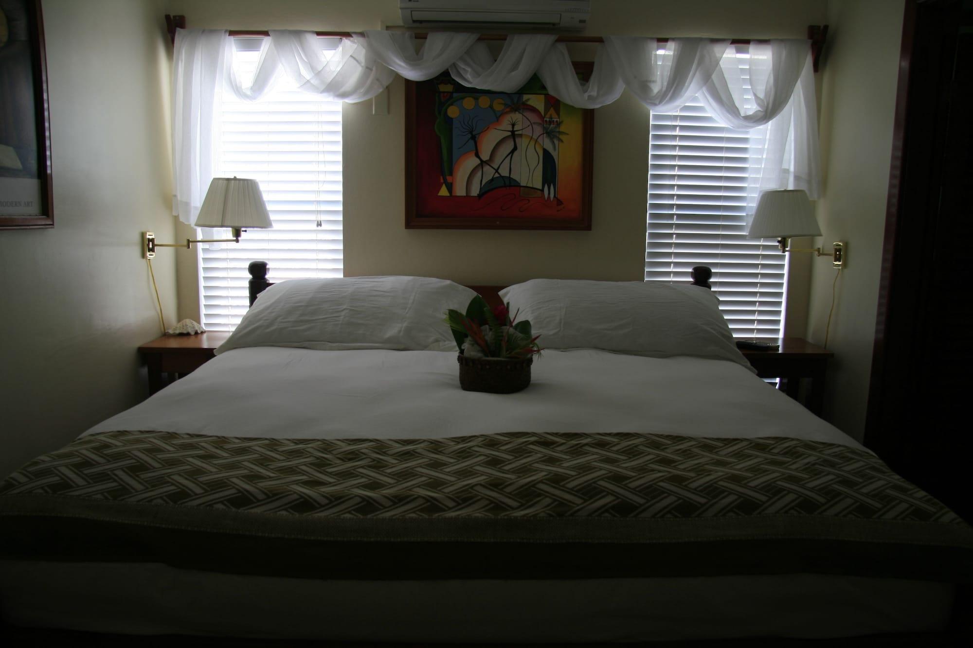 The Palms Oceanfront Suites San Pedro  Esterno foto